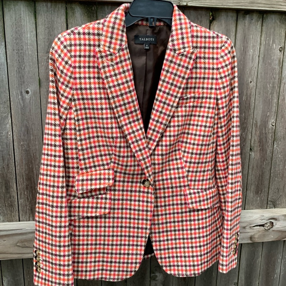 Talbots size 6 wool blend plaid blazer!!
